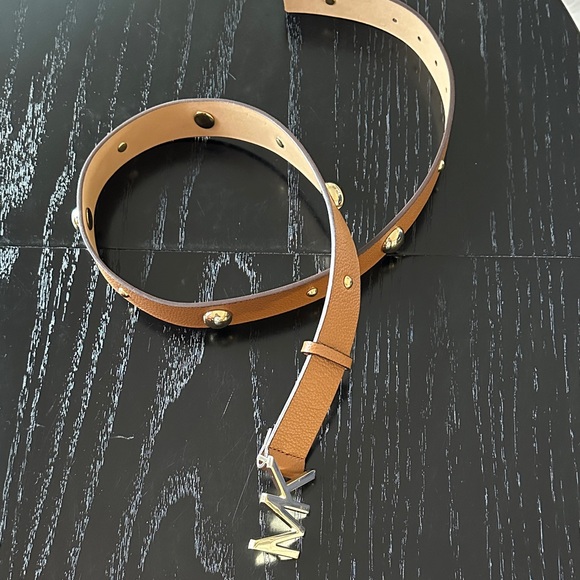 Michael Kors Brown Leather Belt with Gold Accents - Picture 1 of 3